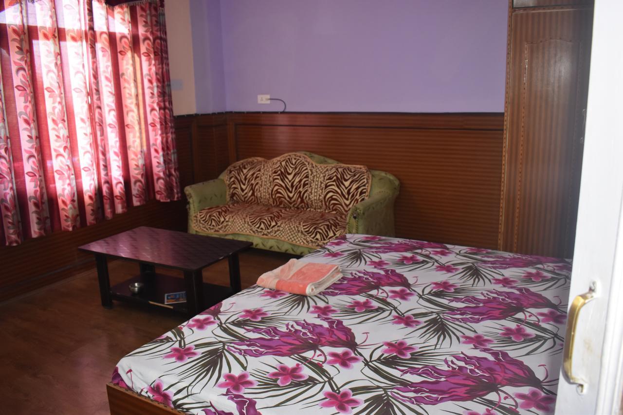 Hotel Snow Flake Rāmpur Zewnętrze zdjęcie
