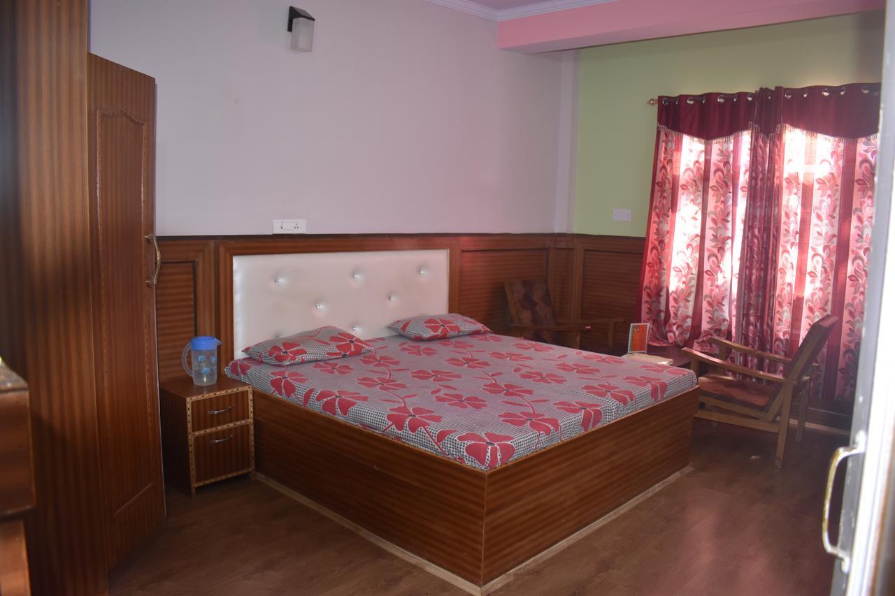 Hotel Snow Flake Rāmpur Zewnętrze zdjęcie