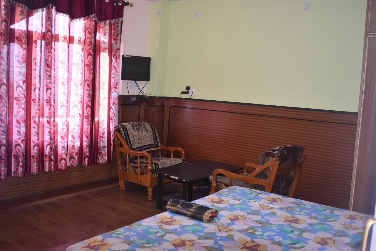 Hotel Snow Flake Rāmpur Zewnętrze zdjęcie
