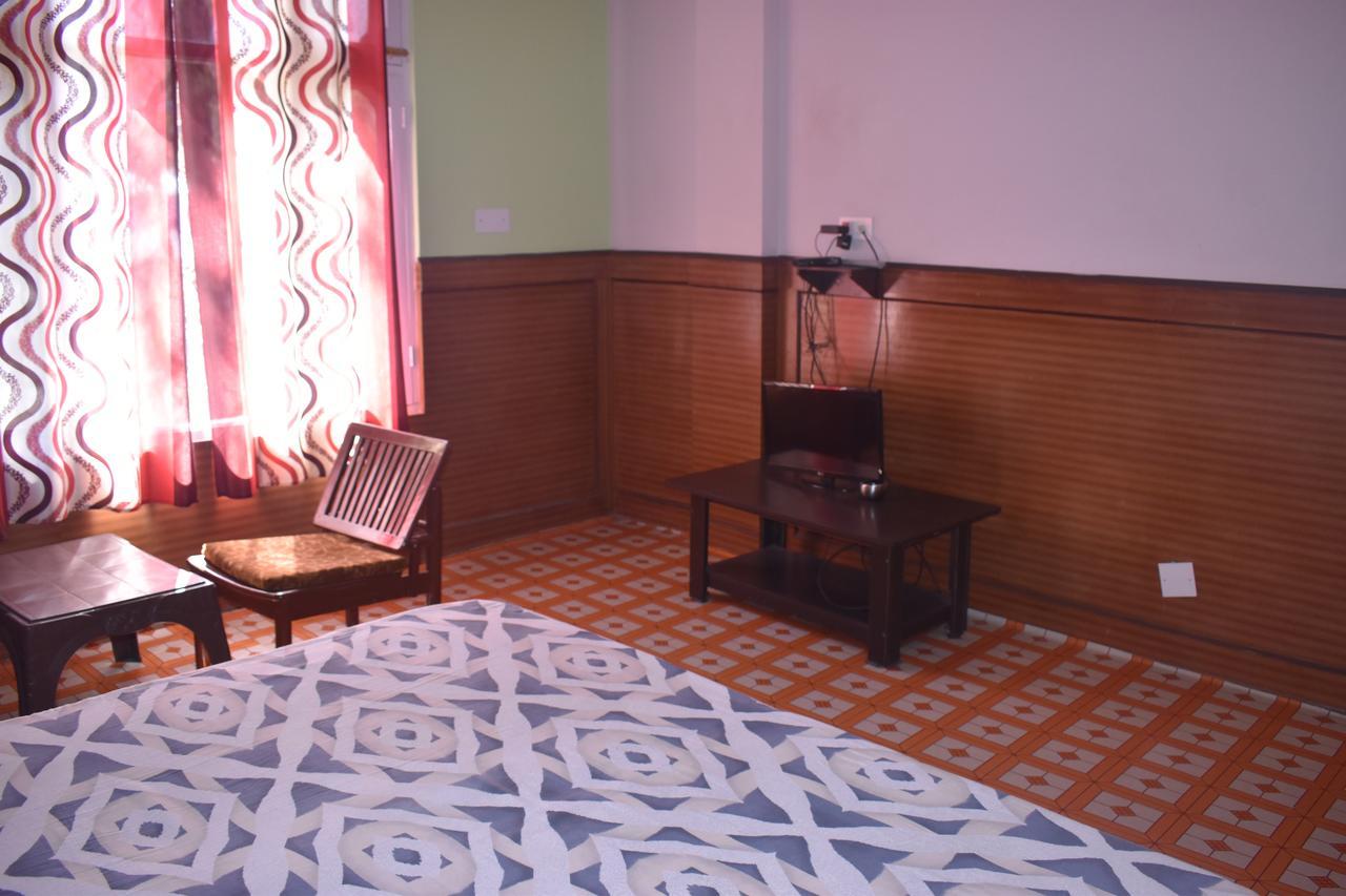 Hotel Snow Flake Rāmpur Zewnętrze zdjęcie